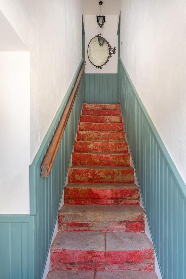 L'Escalier Rouge - Maison Renovee Avec Cour Luc-sur-Mer Dış mekan fotoğraf